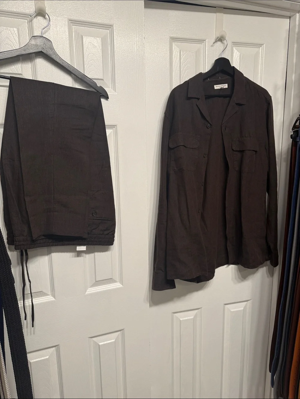 Banana Republic Dark Brown Lightweight Shirt Jacket with Matching Pants. Linen